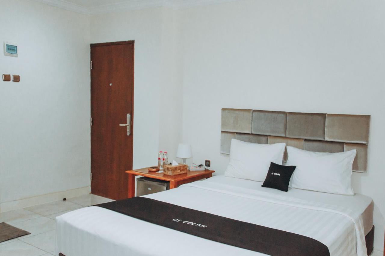 Ds Colive Marina Airport Hotell Semarang Eksteriør bilde